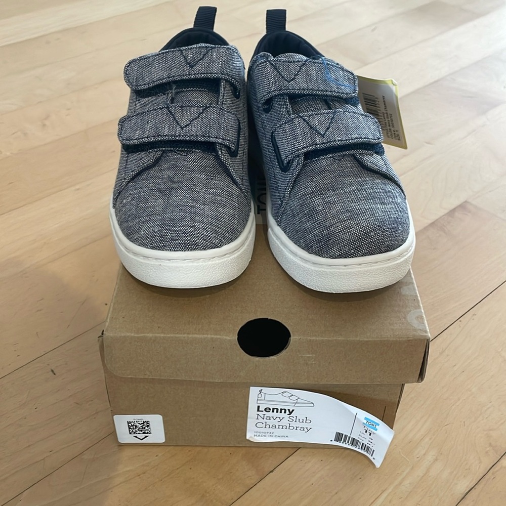 TOMS Lenny Navy Slub Chambray